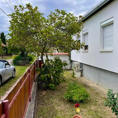 Julia Apartmanhaz Appartamento