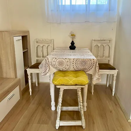 Apartmán Julia Apartmanhaz *