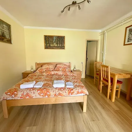 Julia Apartmanhaz Appartamento Harkány