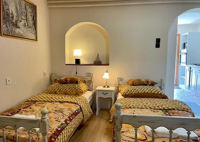 Julia Apartmanhaz דירה